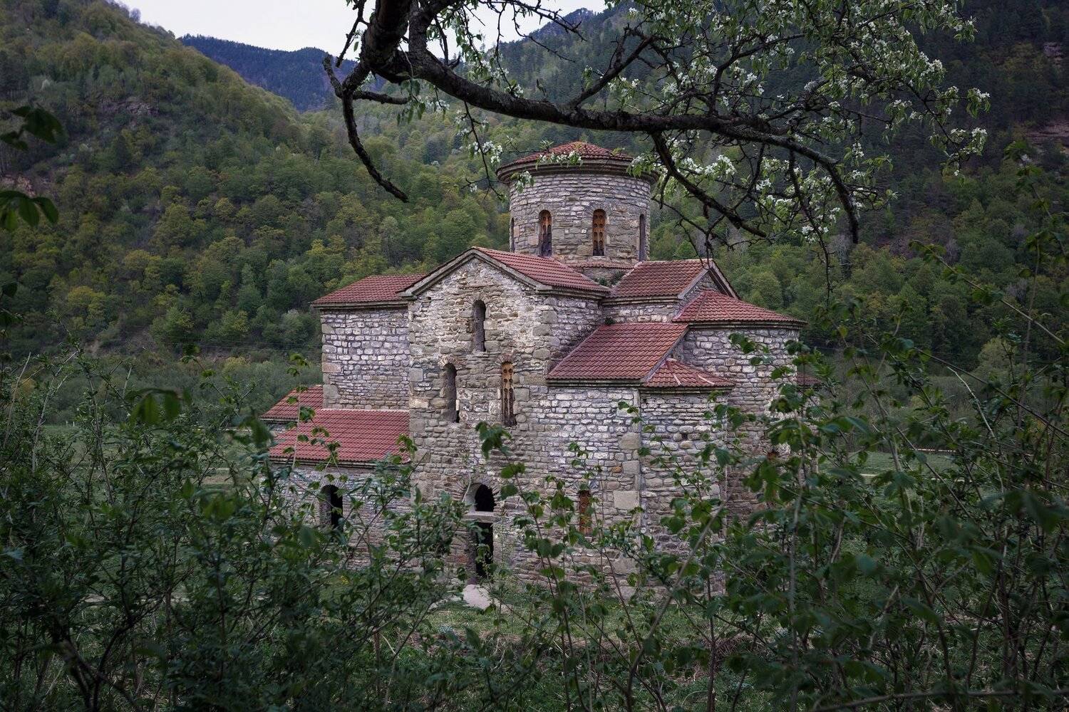 кчр,карачаево-черкесия,горы ,средний зеленчукский храм,аланский храм,архыз, Коркин Вадим