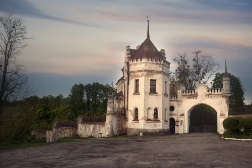 Старинная усадьба ...