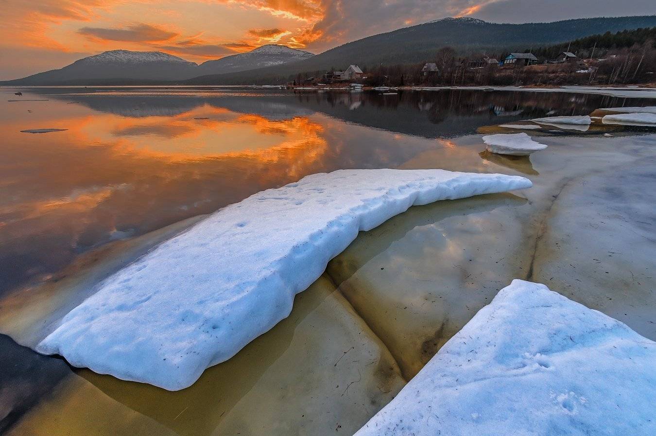 , Роман Горячий