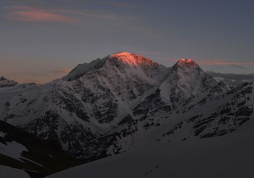 Донгуз-орун и Накра