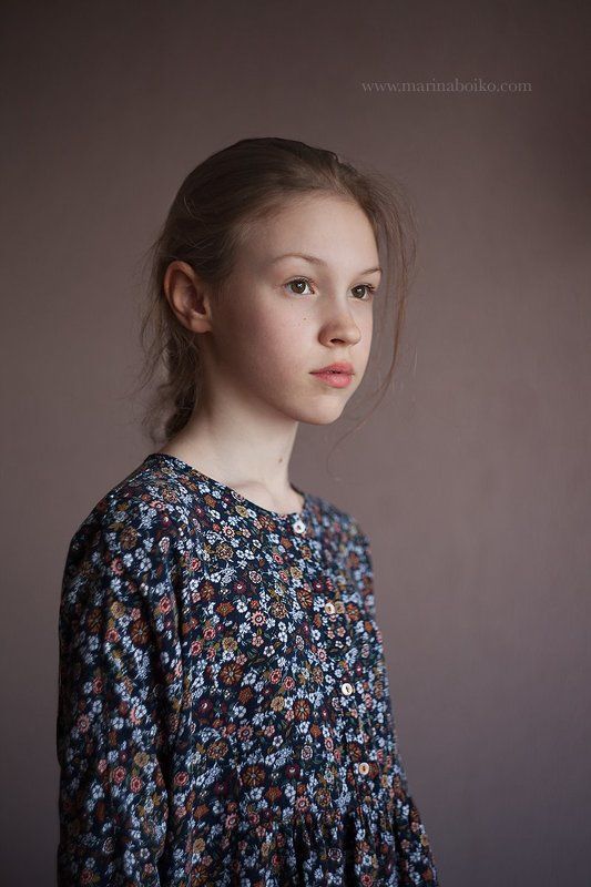 portrait, girl, beauty, eyes, light, beautiful, child, photo, childhood, children, model, face, young, photography, teenager, девочка, портрет, свет, фото, фотография, классика, классический портрет, естественный свет, гелиос, helios Портрет девочки фото превью