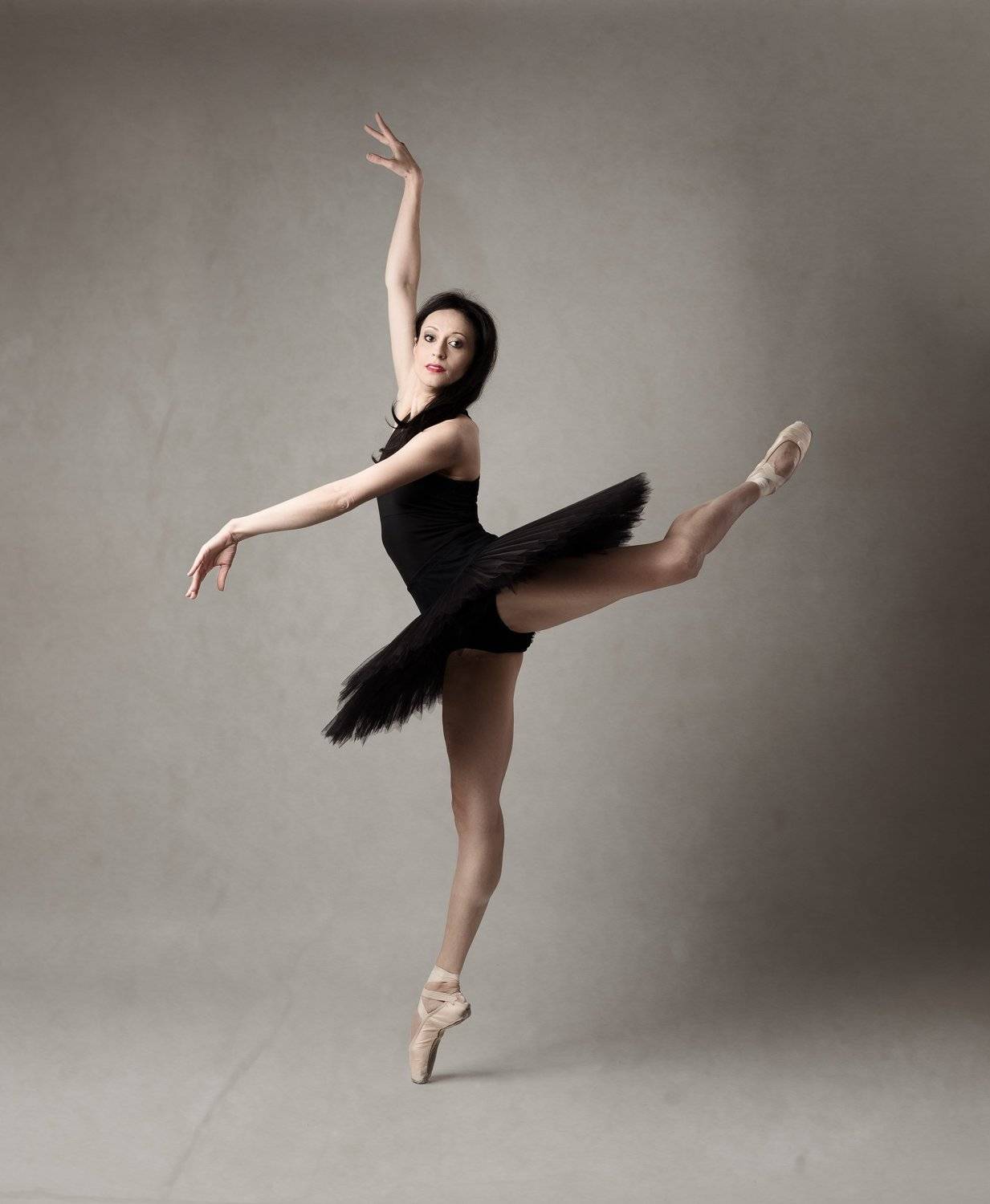 ballet, dancer, posing, studio, ballerina, Saulius Ke