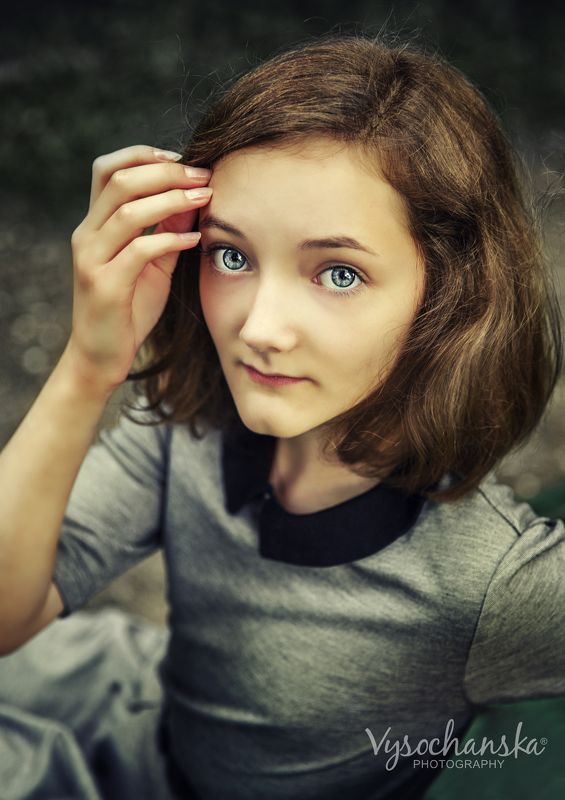 girl portrait - портрет девочки фото превью