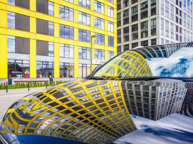 Цветовые пятна. Лексус. БЦ Савеловский Сити. фото превью