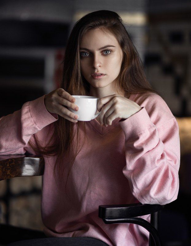 портрет, лицо, кофе, взгляд, девушка Катя фото превью