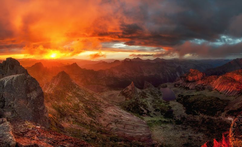 ергаки, закат, солнце, небо, пейзаж, россия, сибирь, горы, панорама Полыхающие небеса фото превью
