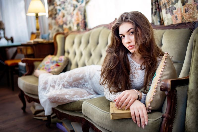 photosession, woman, girl, model, room, bed, sofa, sexy, morning, rest, beautiful, photo, studio, photographer Нежное утро фото превью