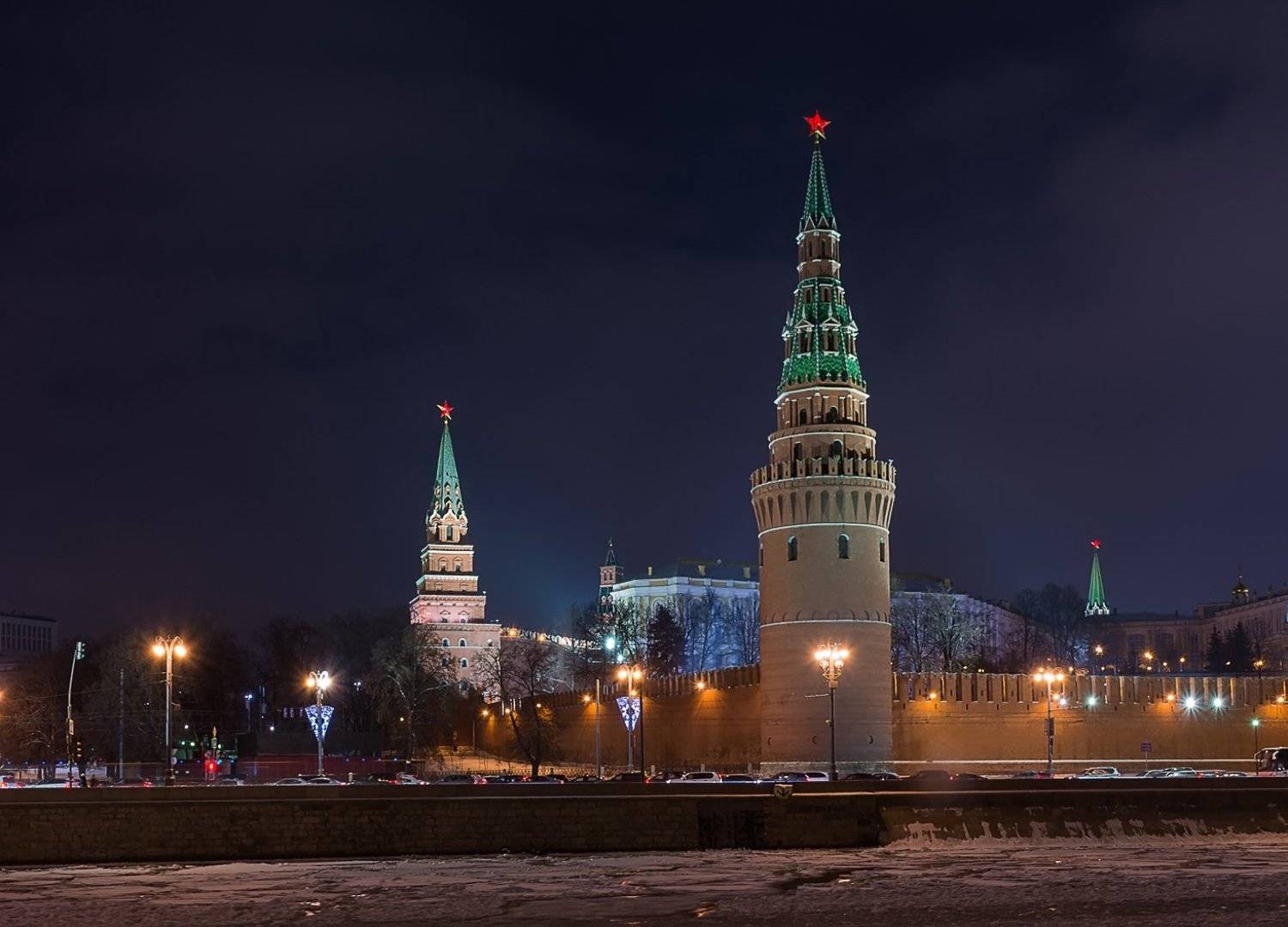 архитектура, строения, ночь, россия, москва, улица, зима, холод, снег, лед, кремль, река, набережная, звезды, каникулы, рождество, прогулка, новый год, Architecture, buildings,night, russia, moscow, street, winter, cold, snow, ice, kremlin, Владлен Станиславенко