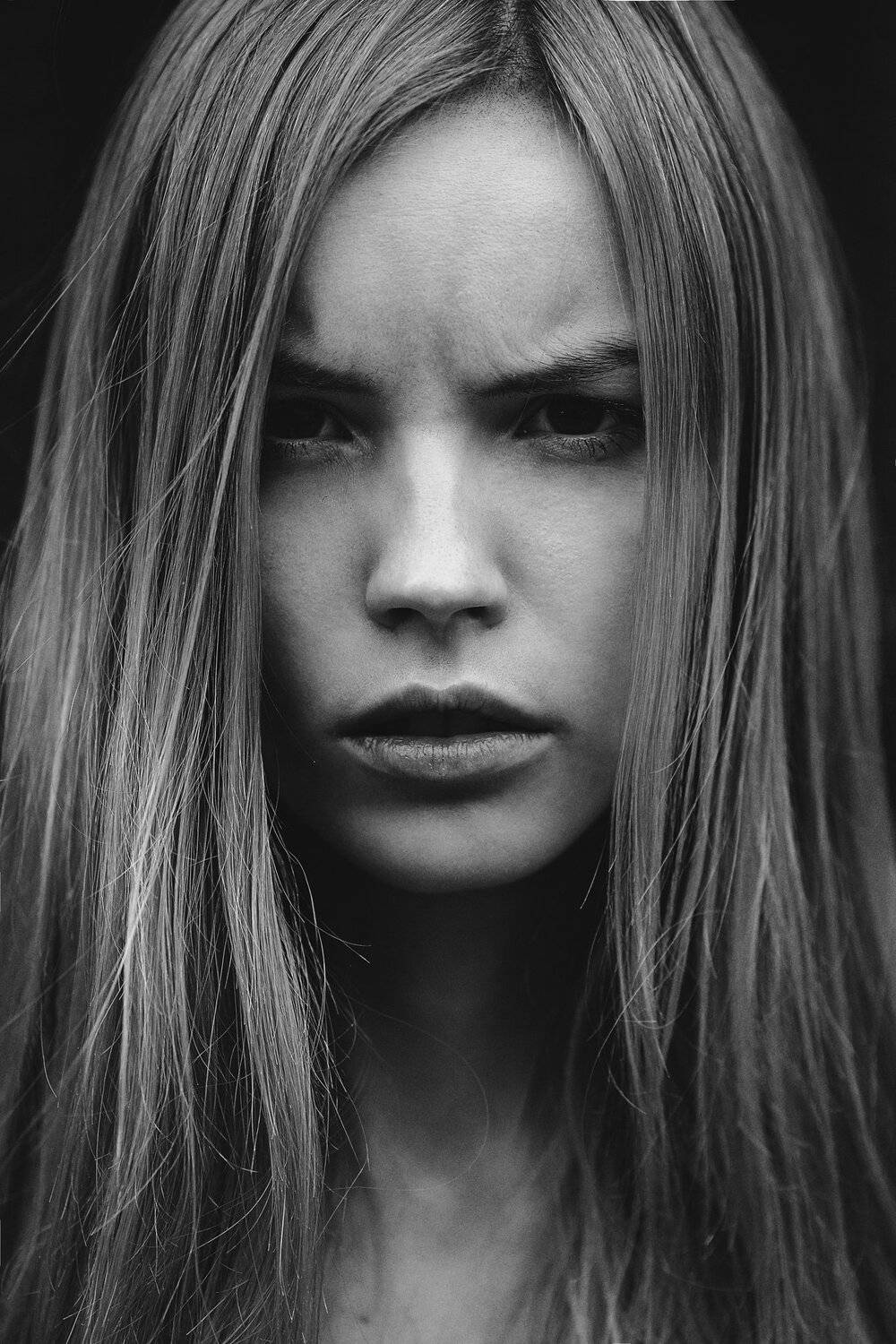 портрет, девушка, ветер, ритм, арт, чб, Павел Соколов