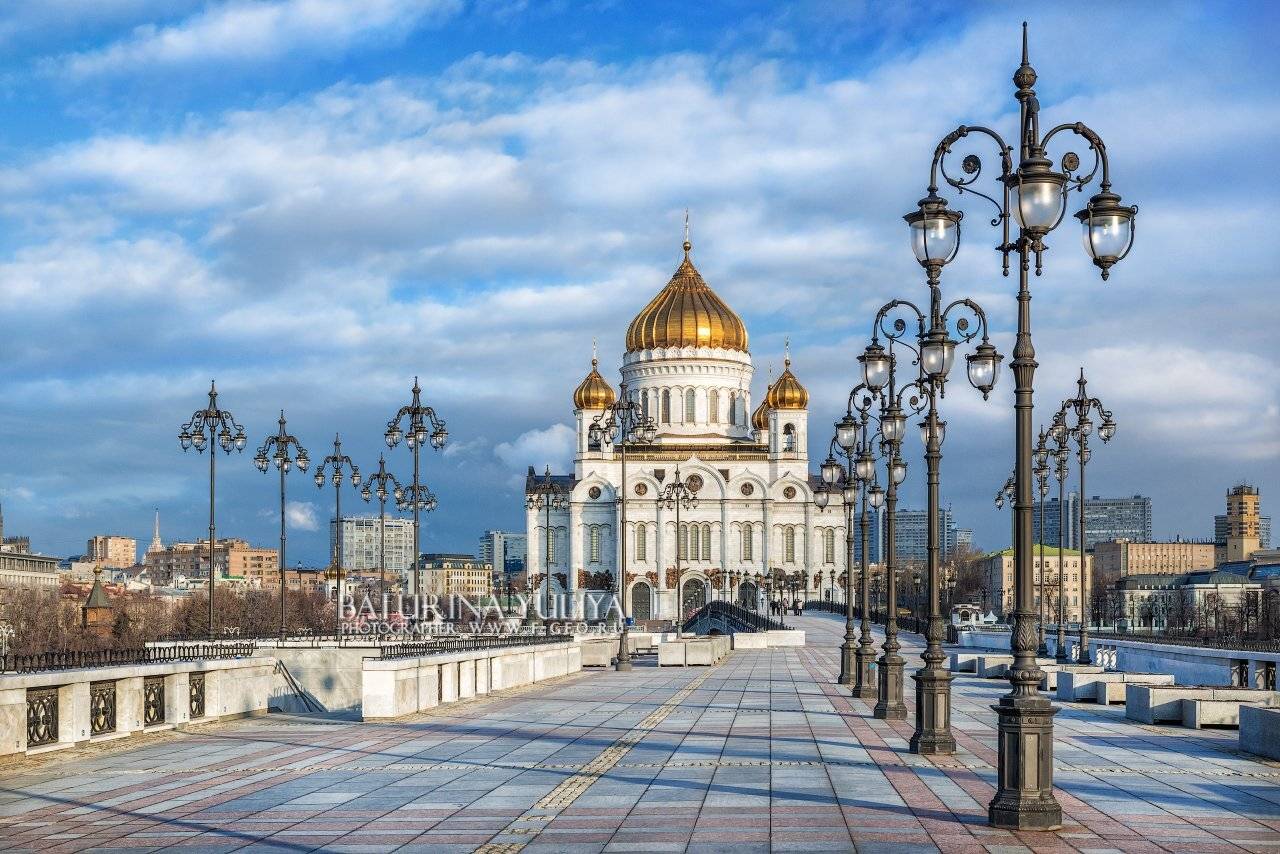 москва, храм христа спасителя, фонарь, утро, Юлия Батурина