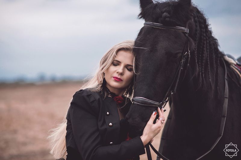 portrait, portraiture, fashion, outdoors  фото превью