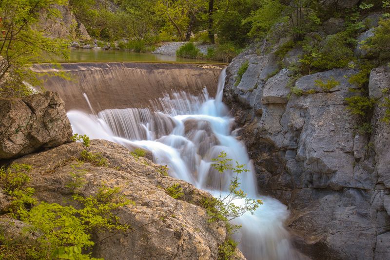Водопад фото превью