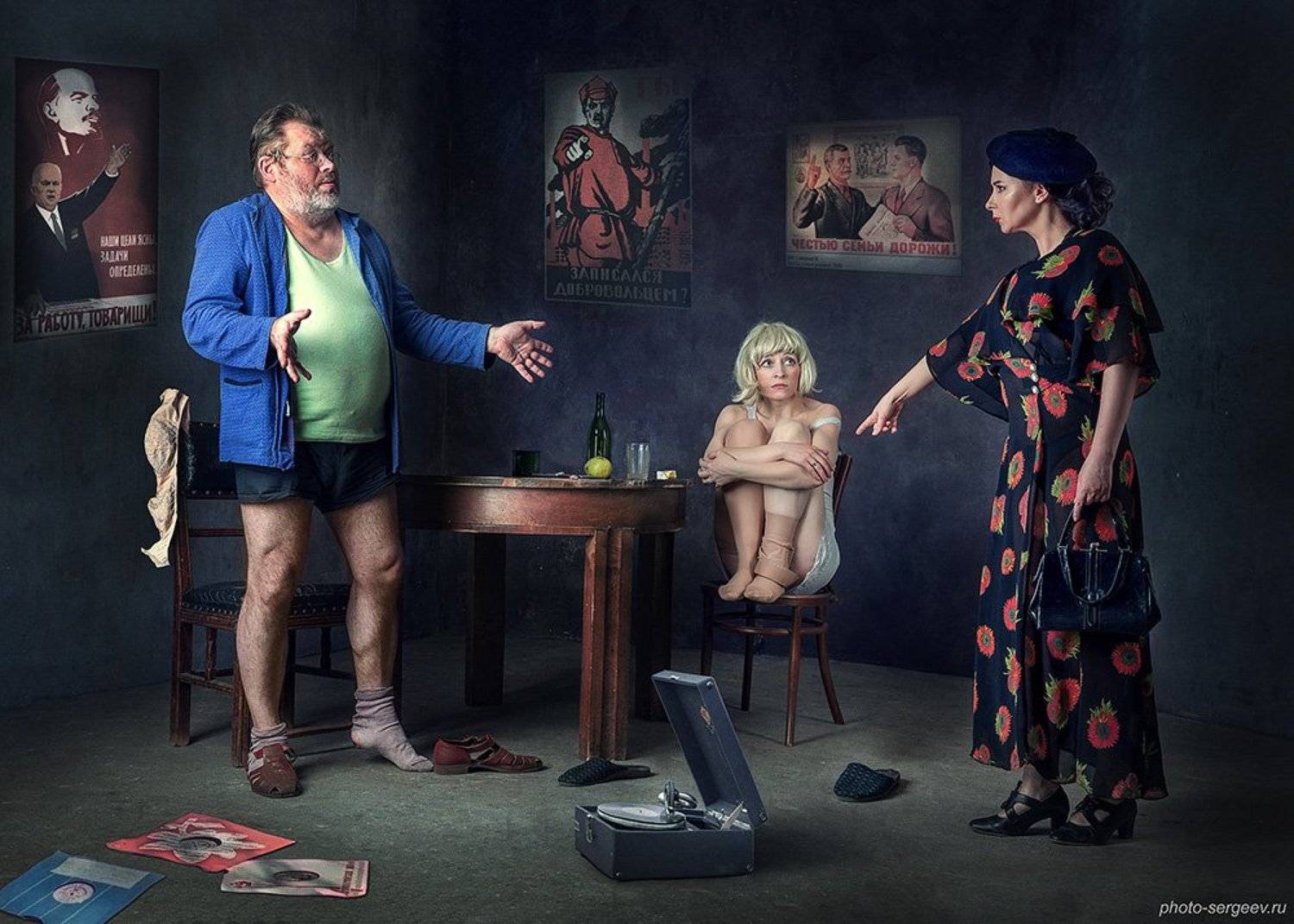 сцена,апогей,кульминация,треугольник,муж,жена,любовница,измена,ирония,юмор,стилизация, Александр Сергеев