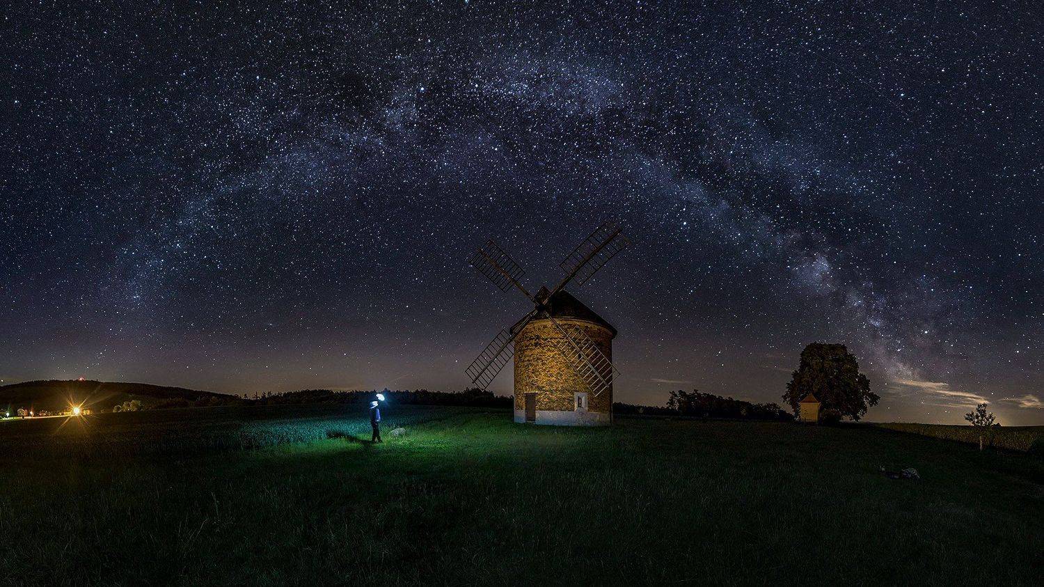 windmill, mill, night, milky, way, milkyway, moravia, czach republic, Jarda Kudlak