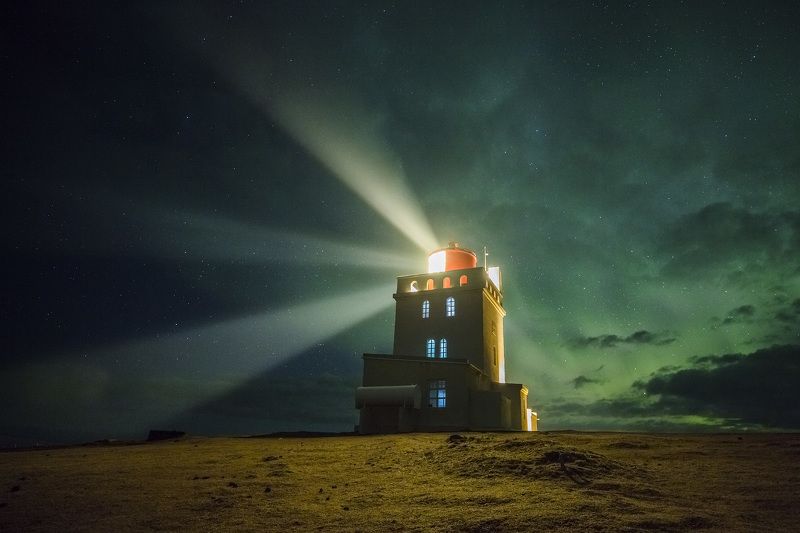 iceland lighthouse aurora northern lights Lighthouse in green clouds. Iceland фото превью