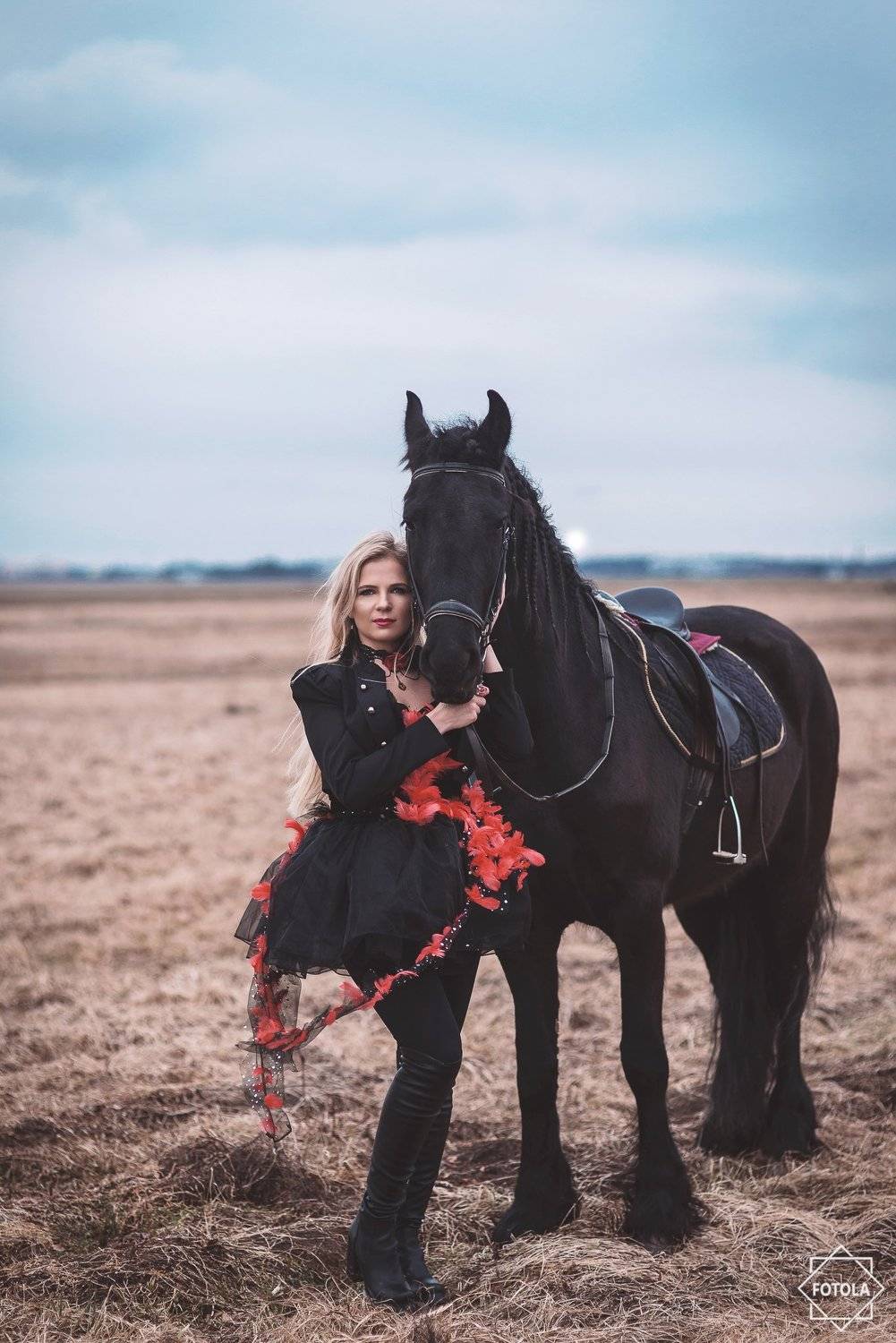 portrait, portraiture, fashion, outdoors, Laura Žygė