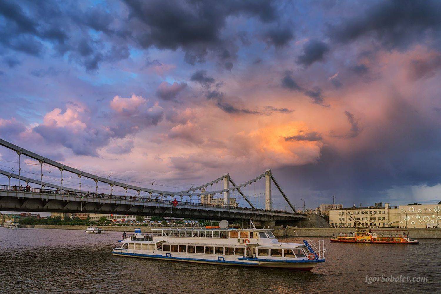 москва, гроза, крымский мост, вечер, Соболев Игорь