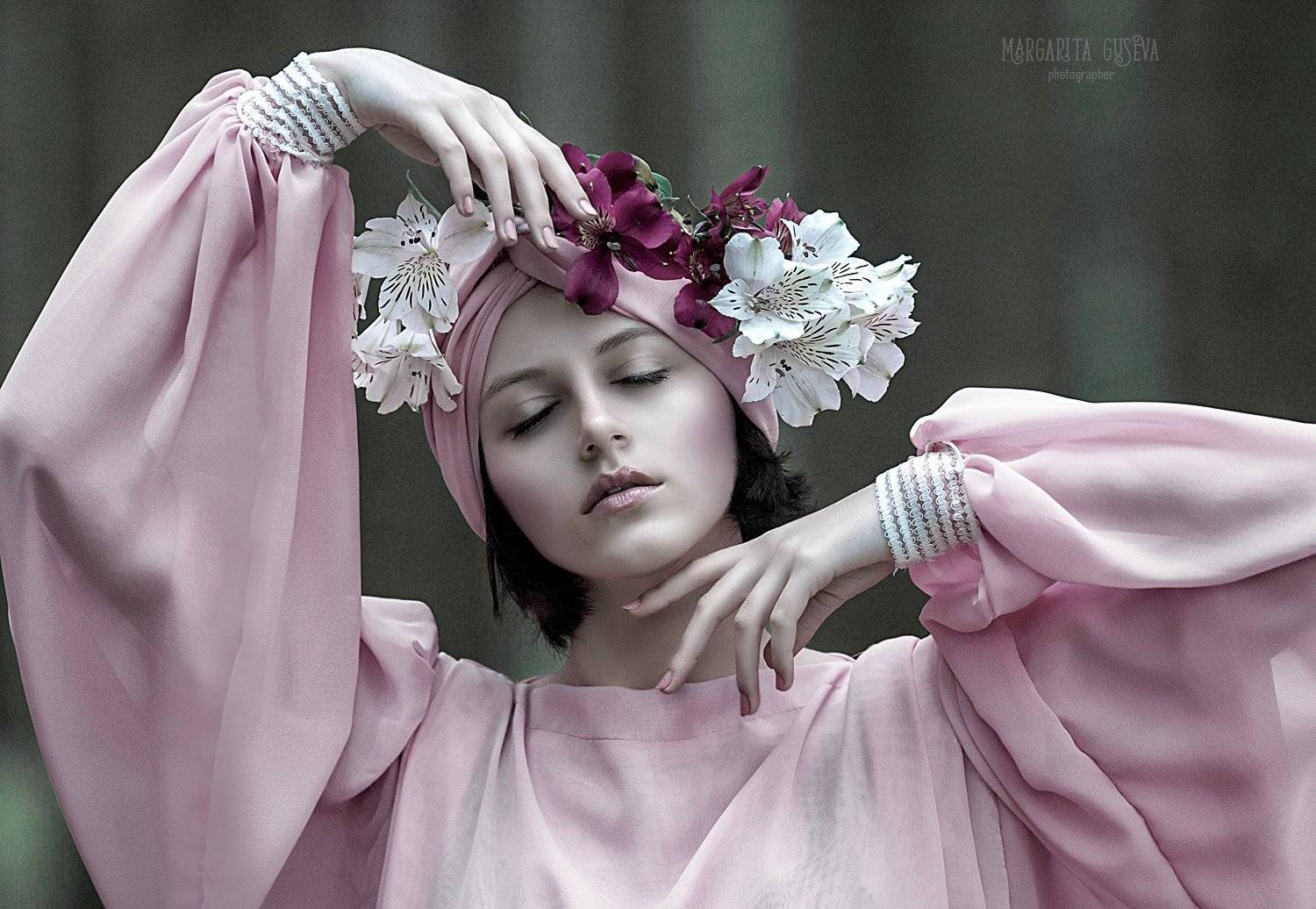 mistery, мистика, fairytail, flowers, руки, hand, pink, девушка, сон, маргарита гусева, margarita guseva, Маргарита Гусева