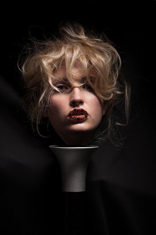 портрет, девушка, стиль, мода, авангард, волосы, блондинка, креатив, гламур, студия, тень, концептуальный, современный, fashion, style, davydov, art, beauty, glamor Золотая головка... фото превью