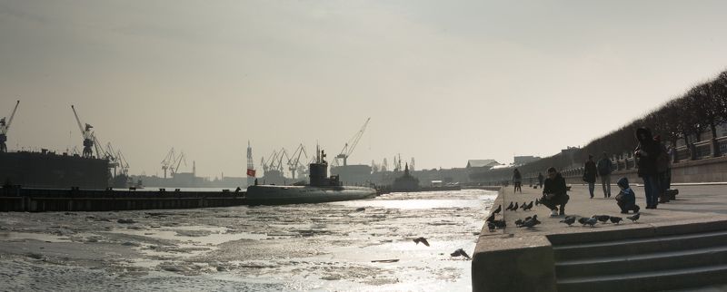 Санкт-Петербург набережная весна  Набережная Лейтенанта Шмидта фото превью