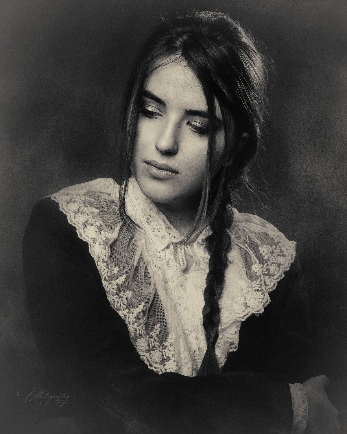 portrait, black & white, Gabriel Tudosescu EFIAP