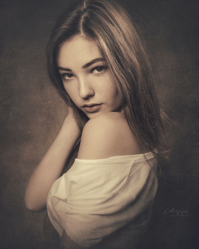 portrait Ana фото превью