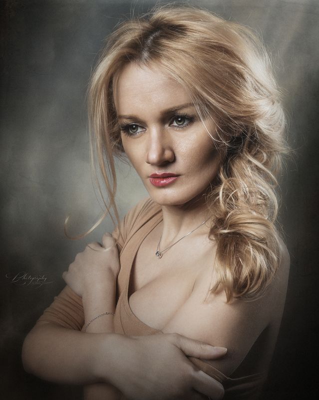 portrait Maria фото превью