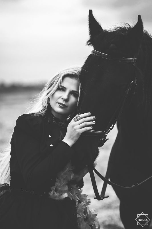 portrait, portraiture, fashion, outdoors  фото превью