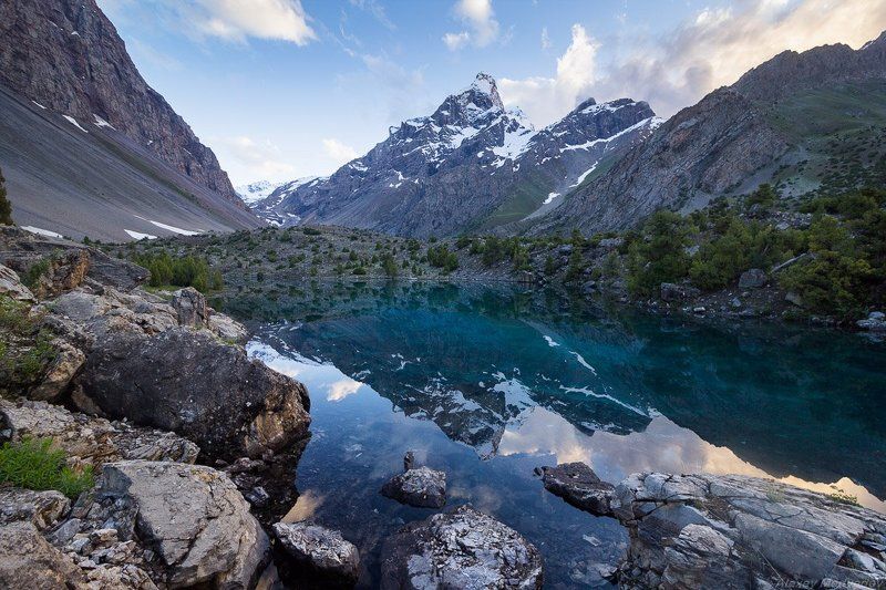 горы, скалы, Таджикистан, фаны, арча, горное, озеро, Алаудинские озера фото превью