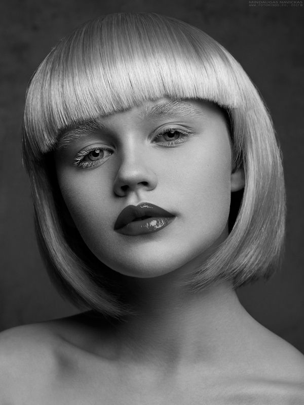 Laura фото превью