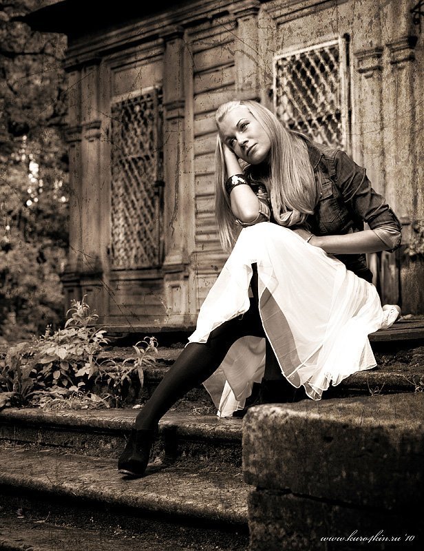 портрет, девушка, гламур, улица Задумчивая фото превью