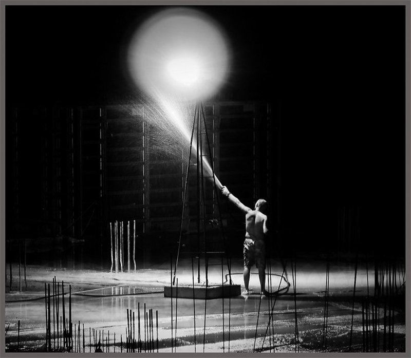 Пытаясь погасить светило... фото превью