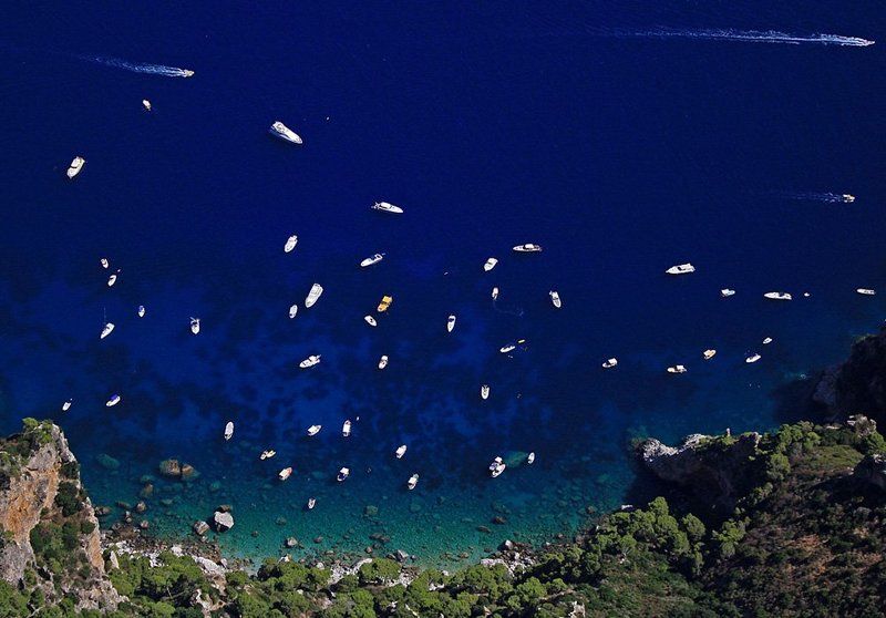 корабли, порт, о.капри кораблики фото превью