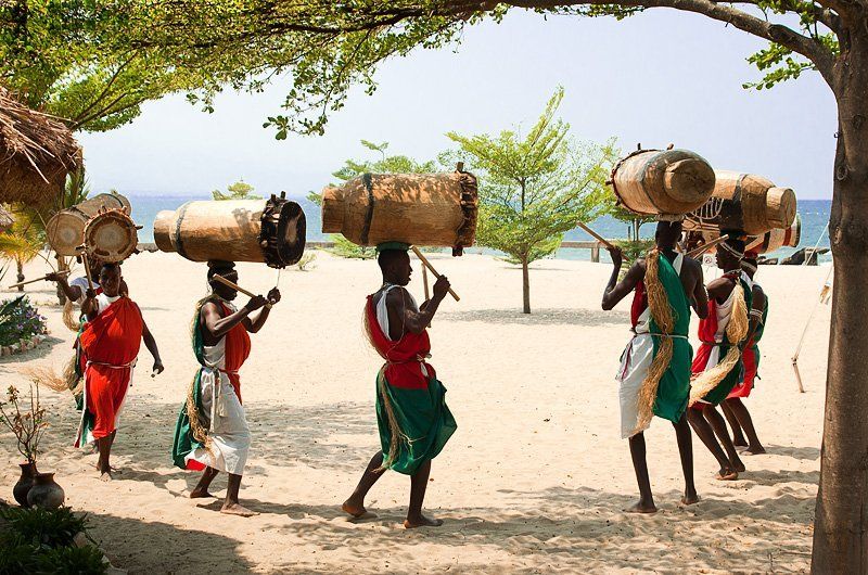 Бурундийские барабанщики фото превью