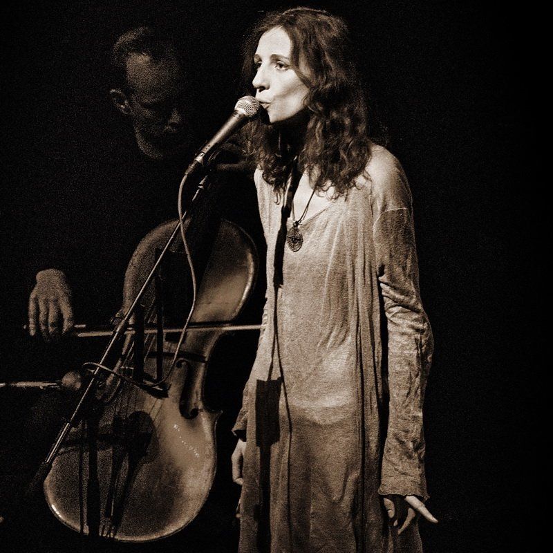 И свет, и тень… (2006) фото превью