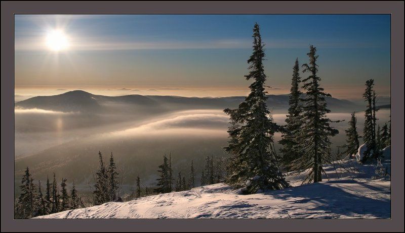 шерегеш, горы, зеленая, туман, зима, солнце Солнечный Шерегеш фото превью