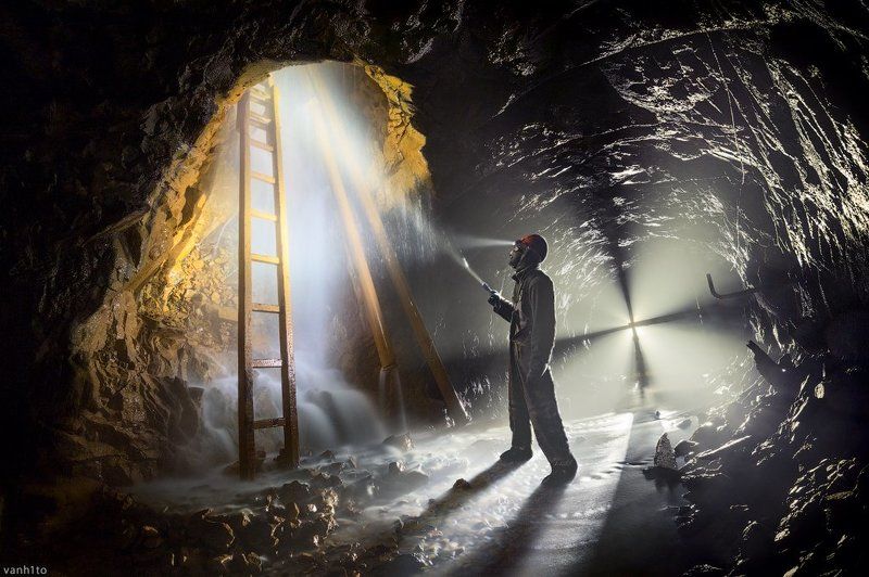 underground, digg, dark Шахта не терпит слабаков фото превью