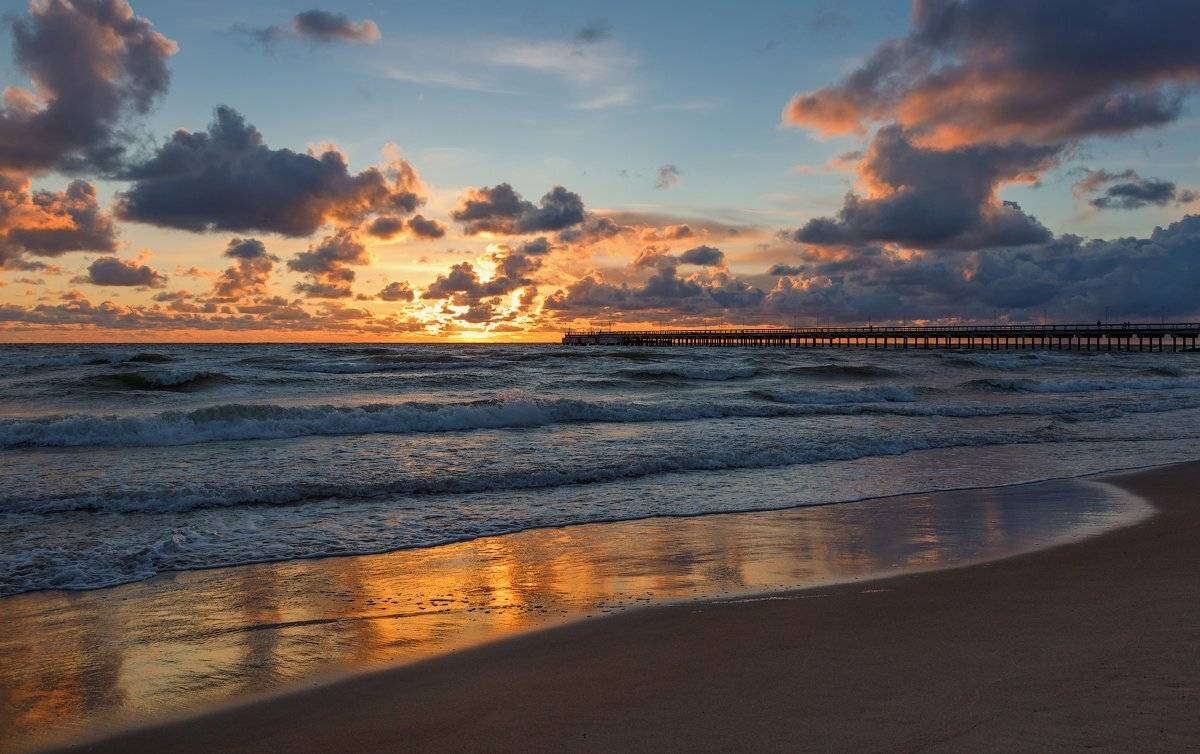 Закат. Паланга., Юрий Чернов