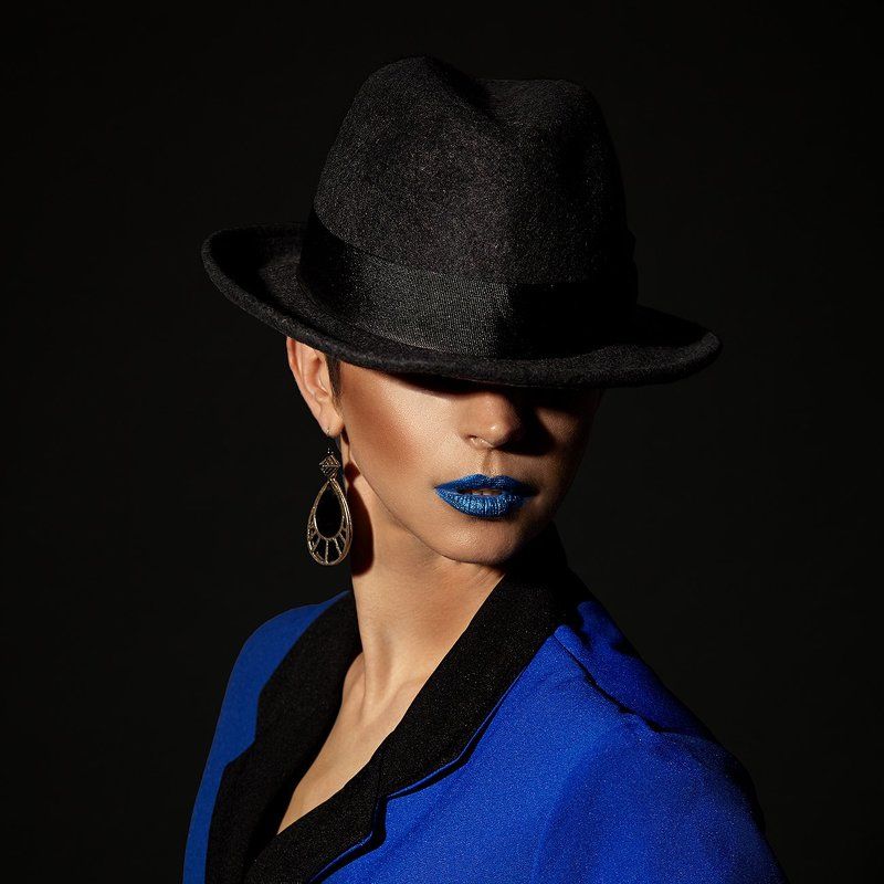 девушка, арт, синие губы, жанр Woman фото превью