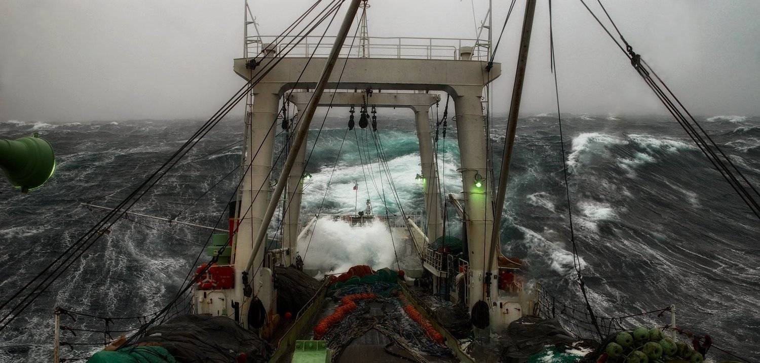 рыбалка,шторм, судно, корма, берингово море, осень, Евгений Паршуков