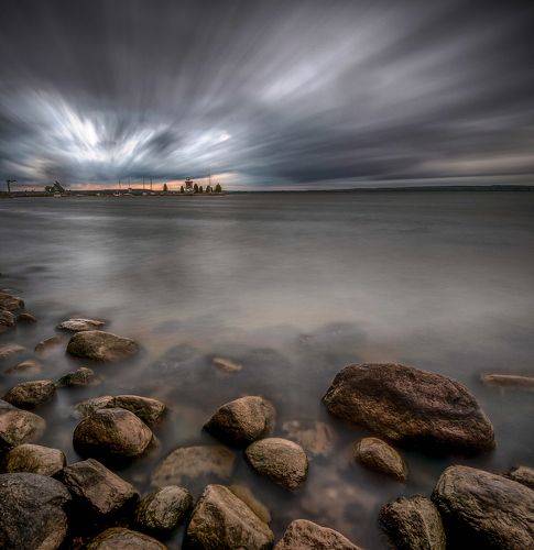 Хмурый летний вечер