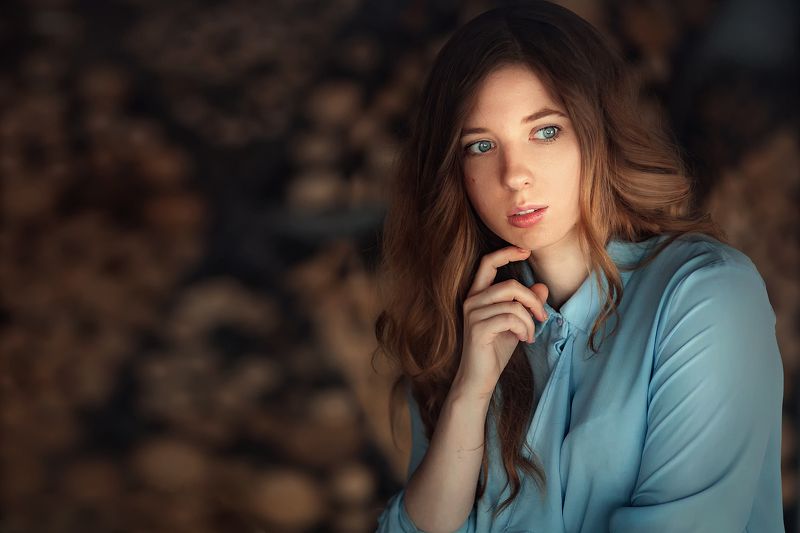 девушка, портрет, студия, естественный свет, рыжая, красота Настя фото превью