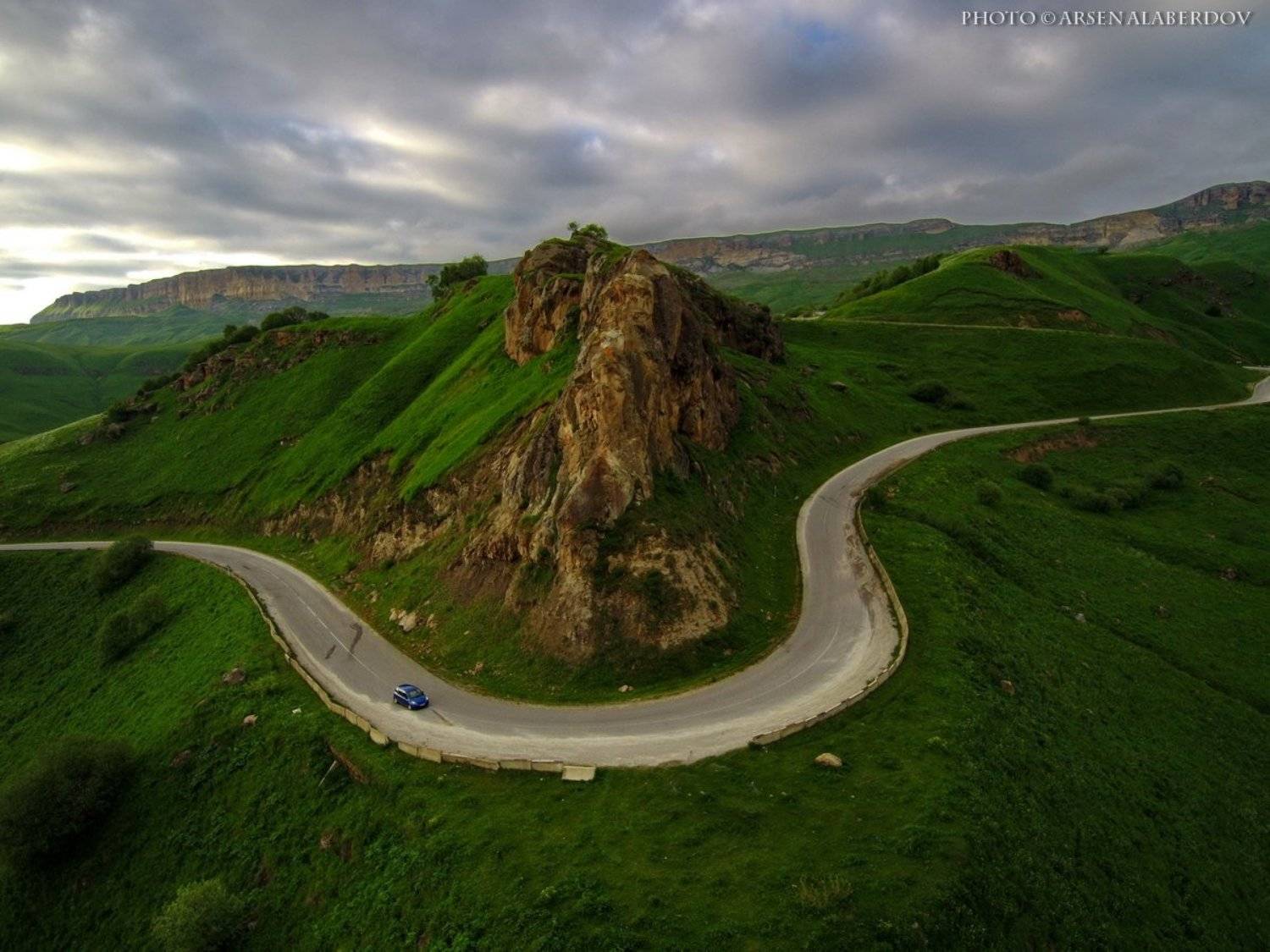 горы, предгорья, хребет, вершины, пики,,дрон, квадрокоптер,скалы, холмы, долина, облака, путешествия, туризм, карачаево-черкесия, северный кавказ, Арсен Алабердов