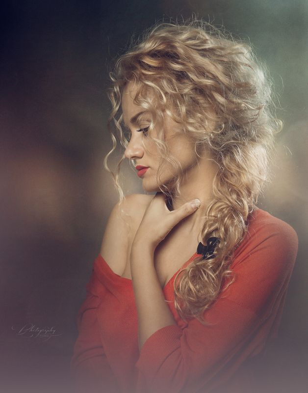 portrait Maria фото превью