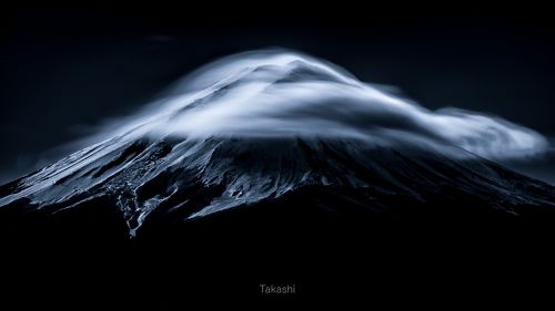 Noble mountain (blue ink version)