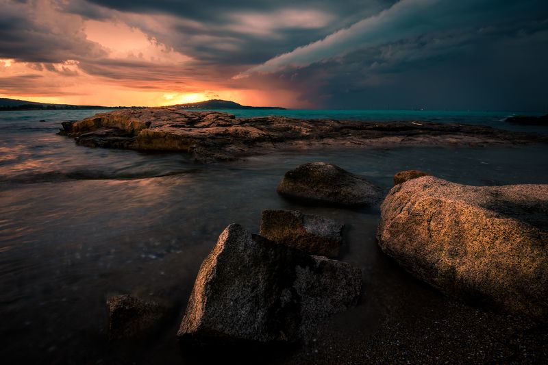 sunset, nature, outdoor,sea, storm, rock,water,landscape Stormy sunset фото превью