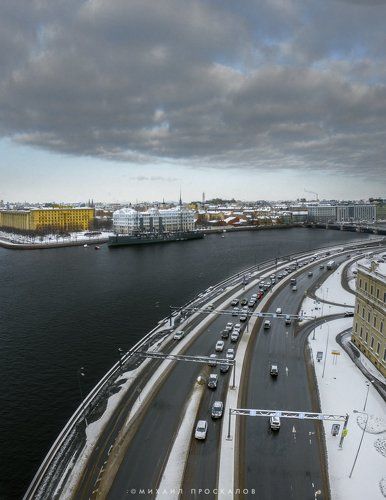 Крейсер аврора и Пироговская набережная