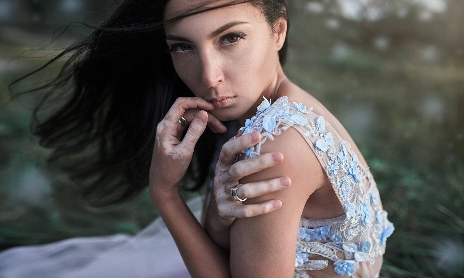 wind beautiful woman eyes dress unusuall, Маргарита Жуковкая