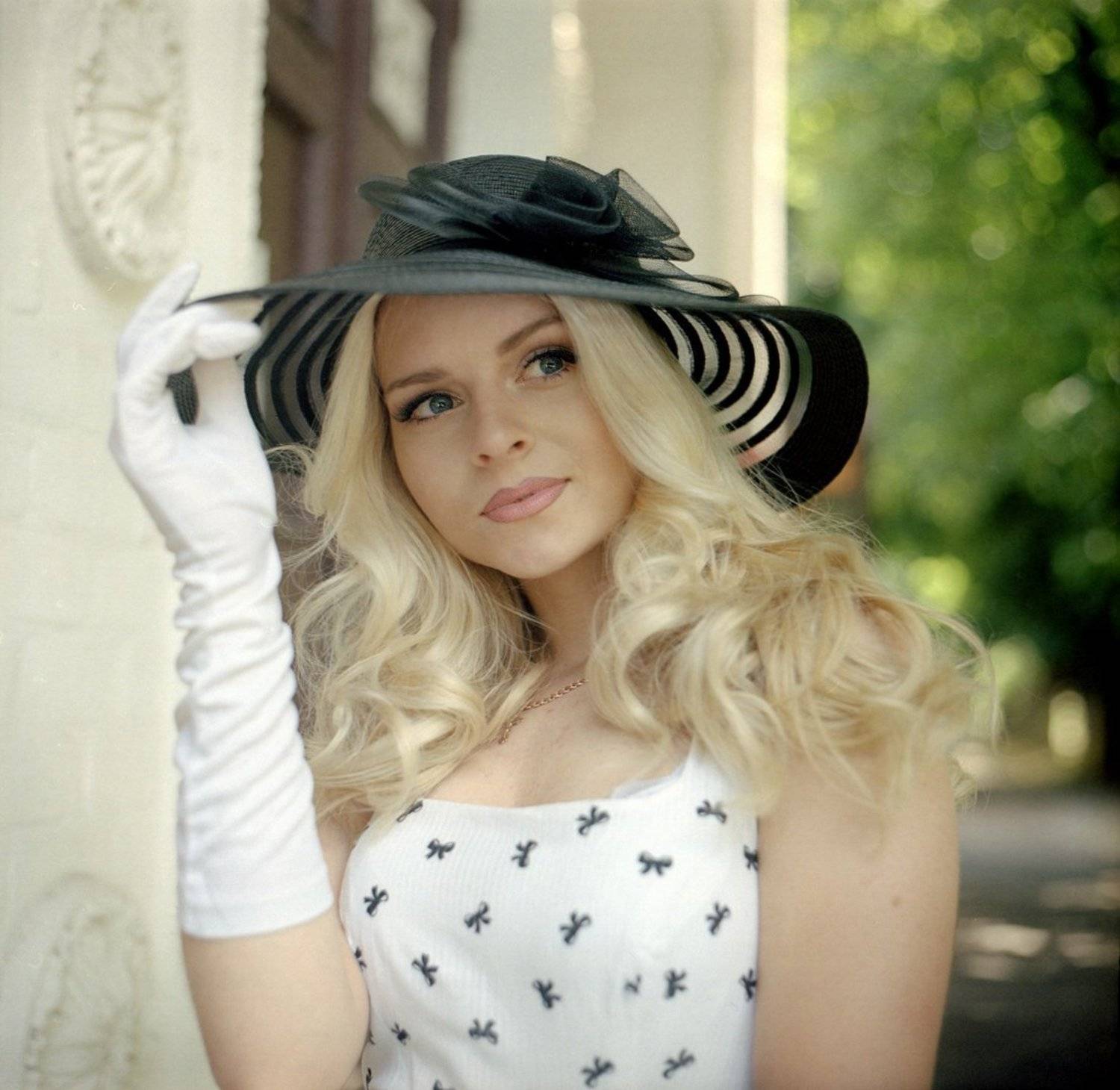 девушка, шляпка, гламур, лето, портрет, пленка, Валентин Гайдай