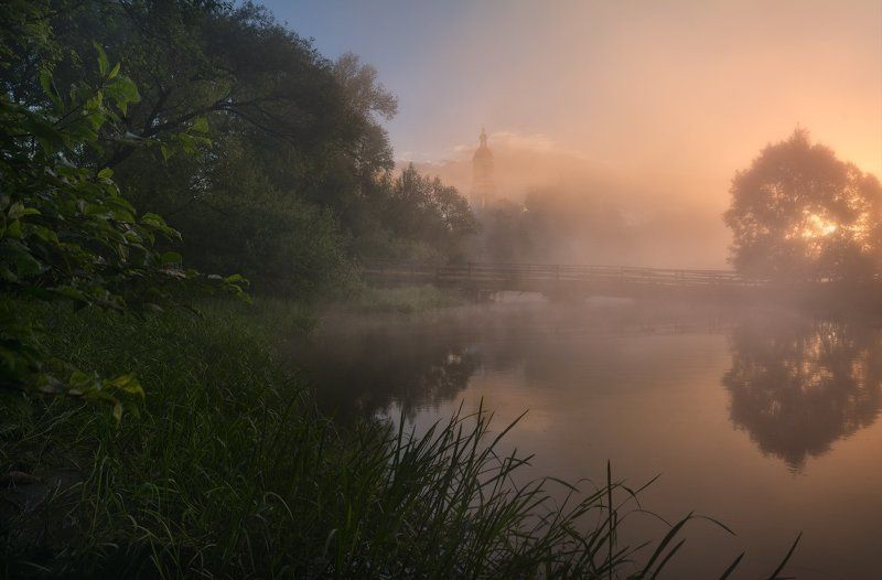 пейзаж, пейзажная съемка, утро, туман, храм, июнь, июньское утро, свежесть, молодая зелень, никон, landscape, may, fog, morning, church Летняя рассветная.... фото превью